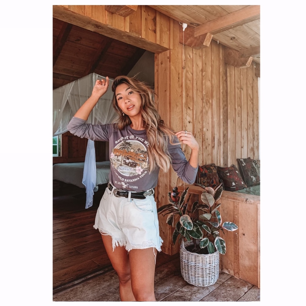 ❤️ Spell ❤️ Spirit of The Wilderness Raglan Tee - Picture 3 of 8